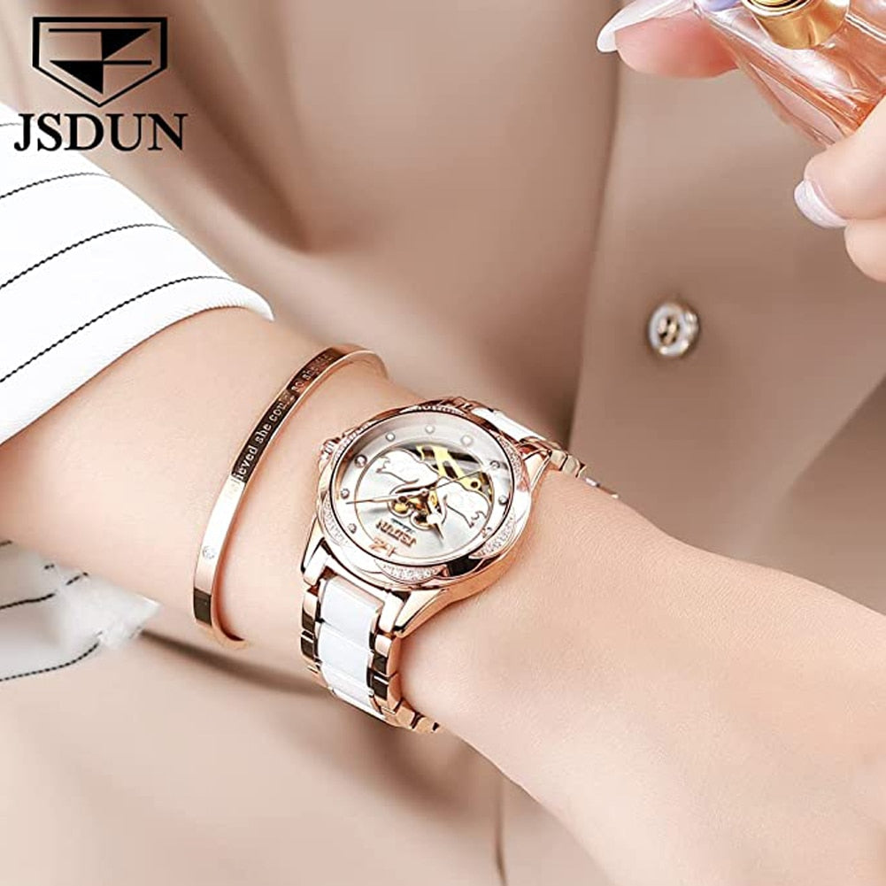 Swan Design Wristwatch